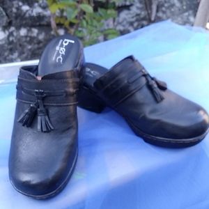 BOC Born Concept clogs Black in color size 9
